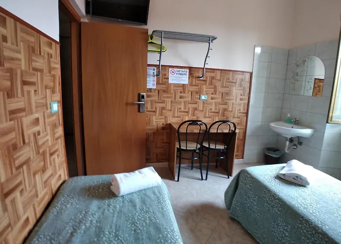 Cressy Otel *
