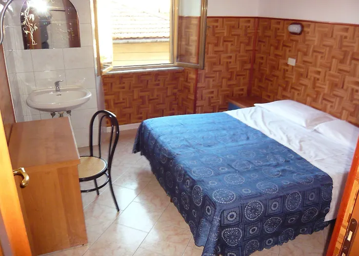 Cressy Otel *