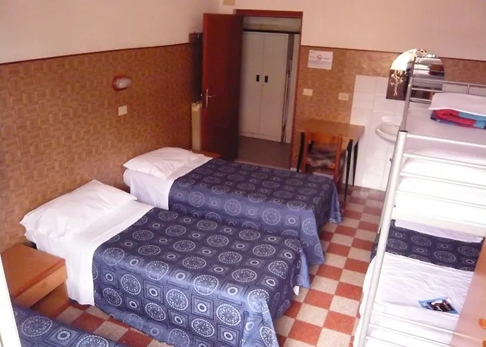 Cressy Otel Roma