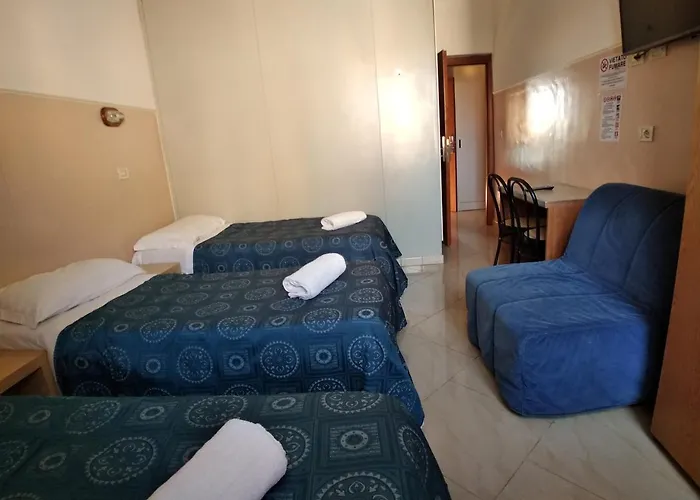 Cressy Otel *